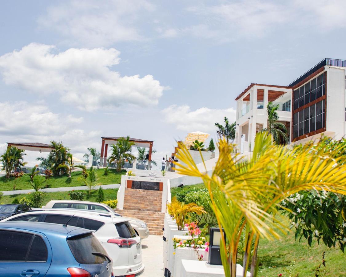 Bridgeview Resort Akosombo Exterior photo