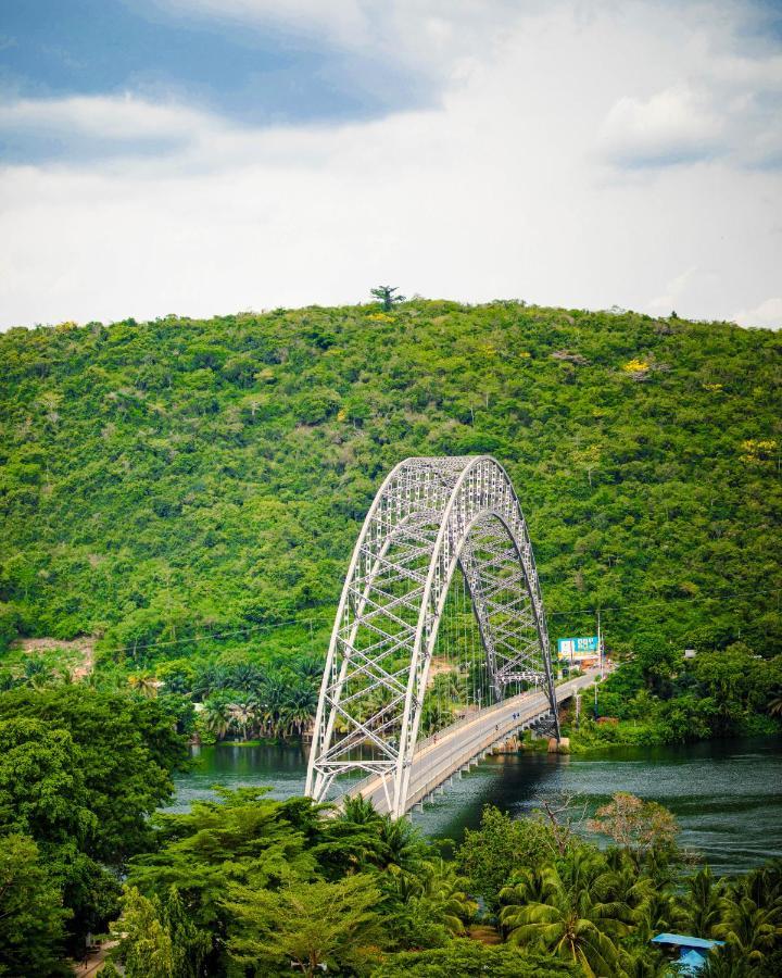 Bridgeview Resort Akosombo Exterior photo